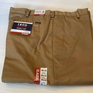 Izod 38 x 32 American Chino, Flat Front, Wrinkle Free